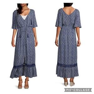 Artesia Boho Chic  Button Front Short Sleeve Maxi tasel neck closing size medium
